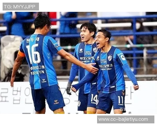 全北现代传奇球员崔喆淳宣布退役38岁收获10次联赛冠军与2次亚冠荣耀