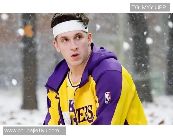 湖人官方推文庆祝里夫斯50分成就加入精英俱乐部的辉煌时刻